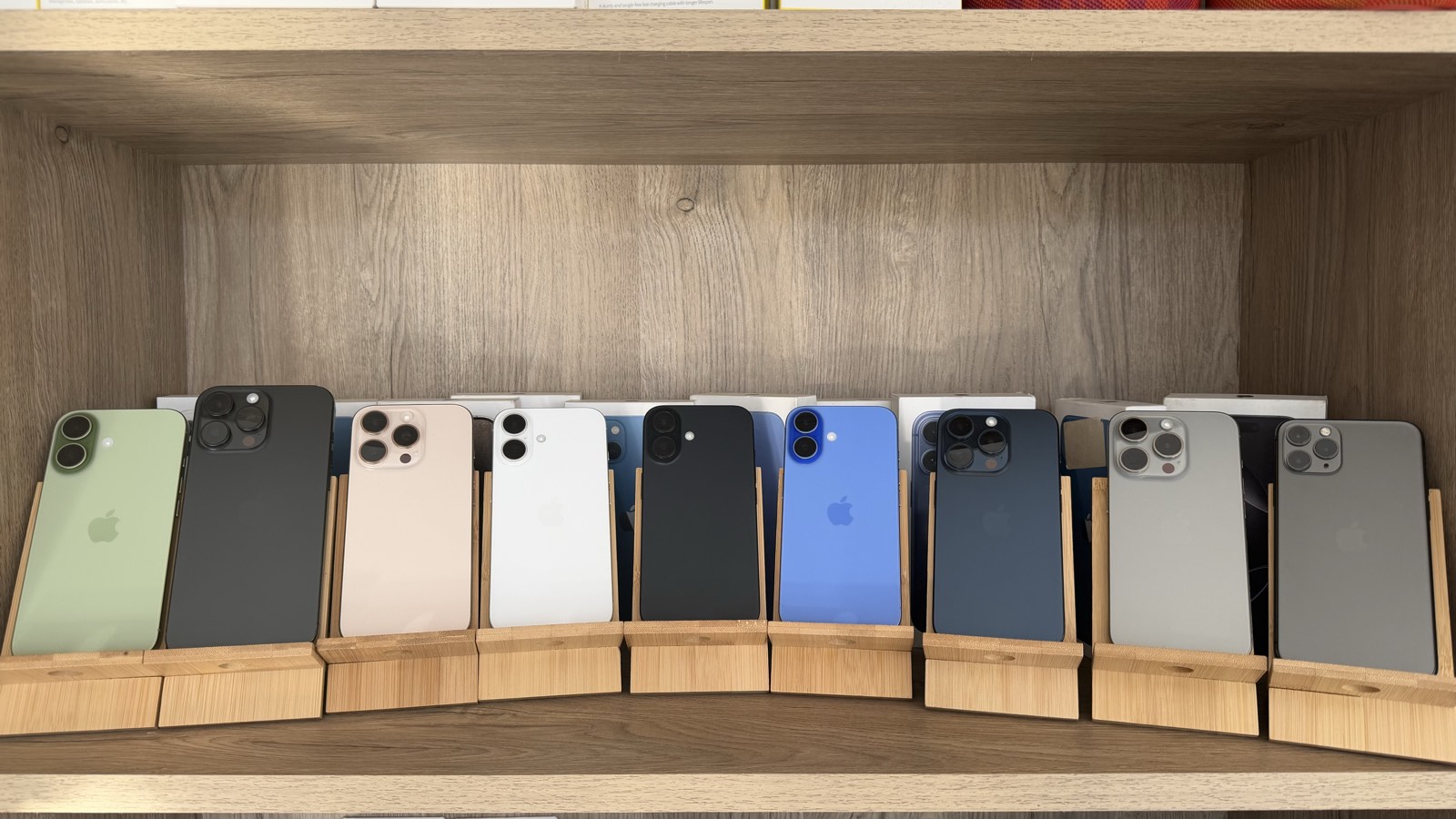 Celulares en FrioMax Rauch